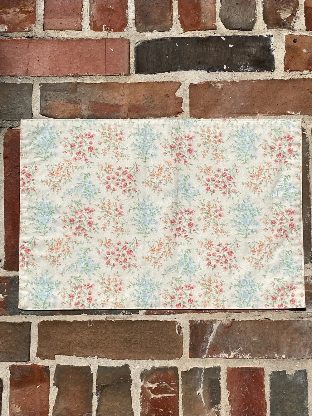 Longaberger Vintage Blossom Floral Cotton Placemat and Napkin Set of 6
